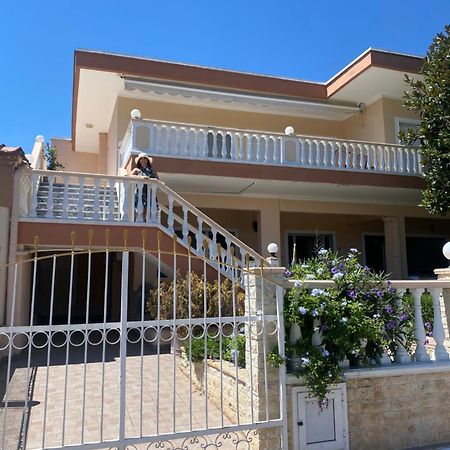 Ferienwohnung Pami Néa Péramos Exterior foto