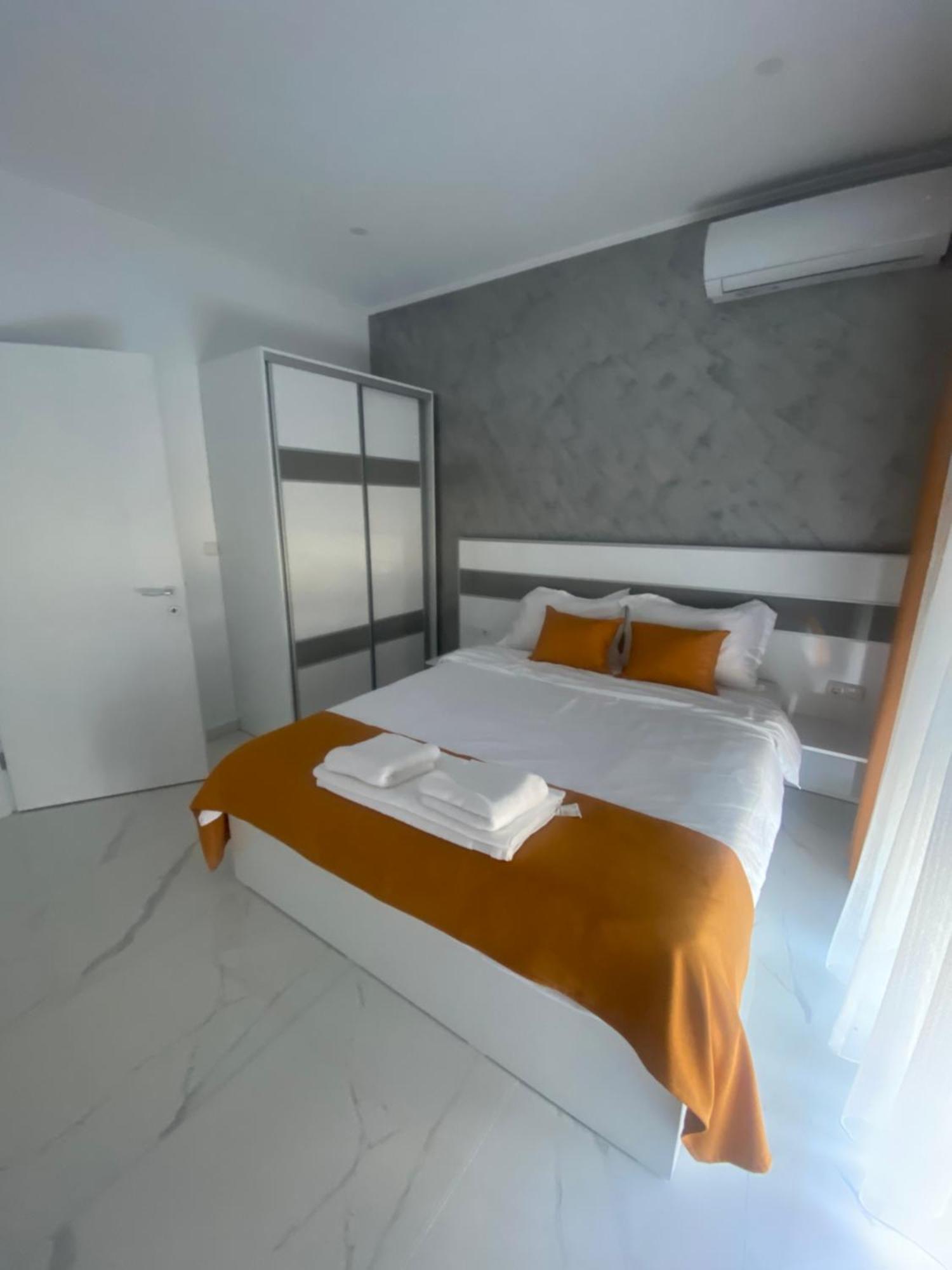 Ferienwohnung Pami Néa Péramos Exterior foto